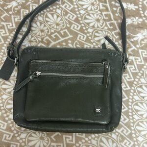 Wise Owl Accessories Small Soft Pebbled Real Leather Crossbody Bag